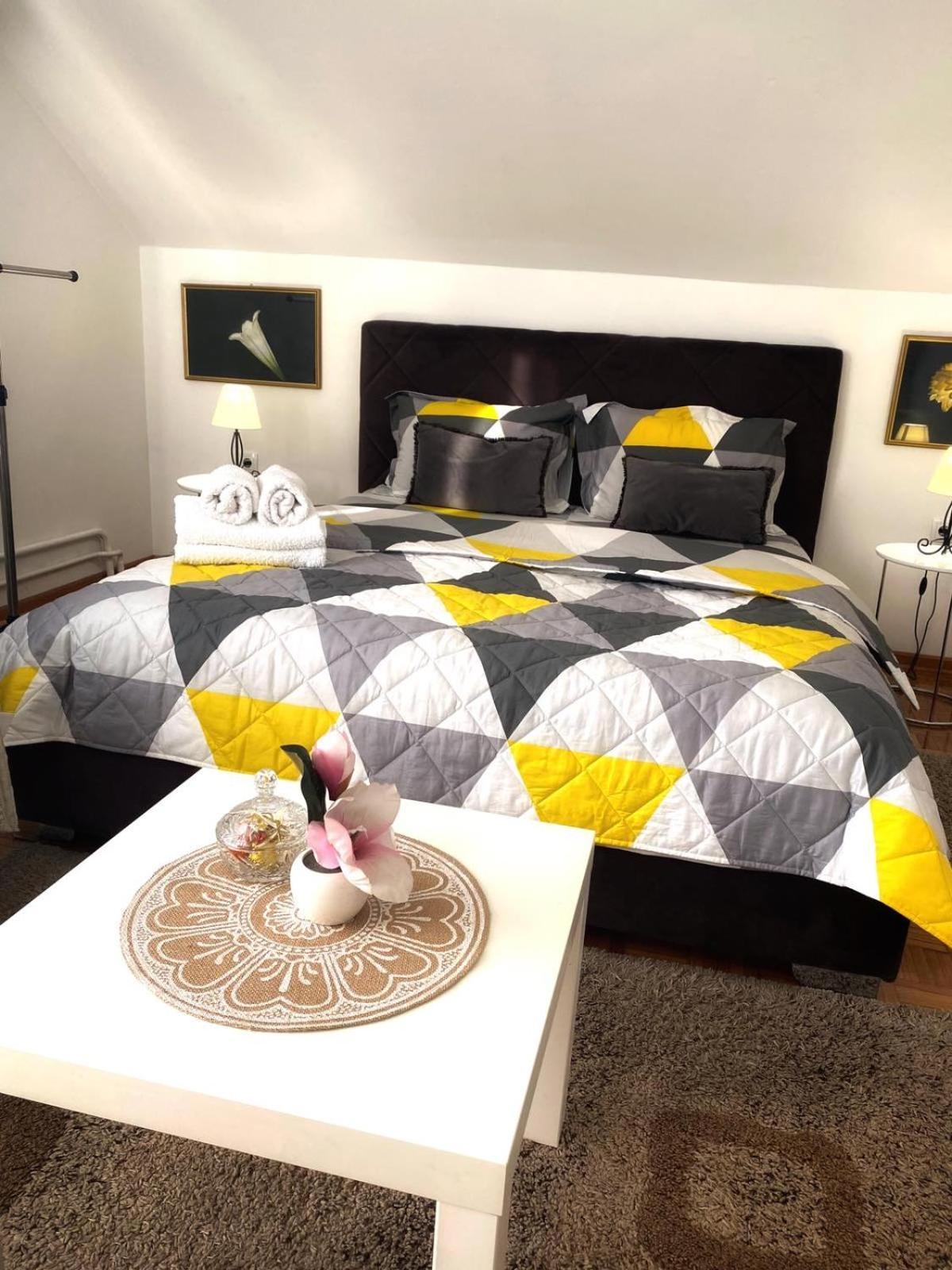 Ni Matejevic Apartments מראה חיצוני תמונה